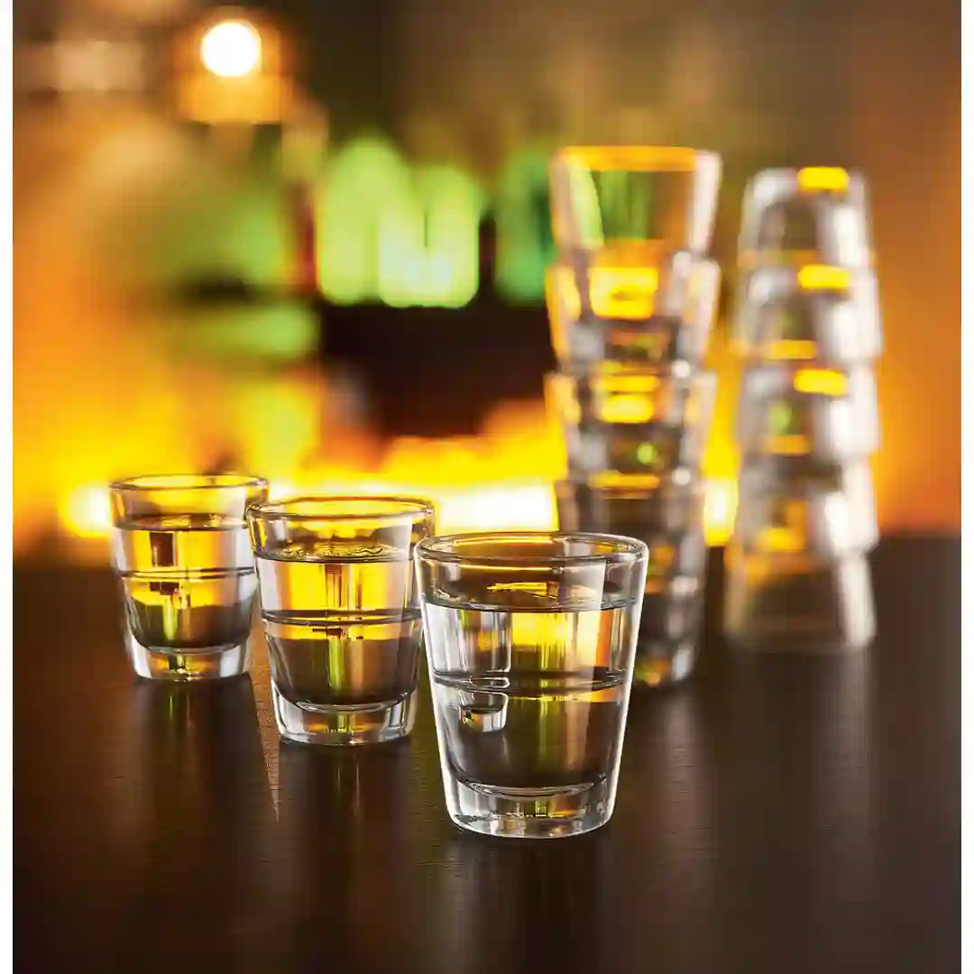 Shotglas Stack up