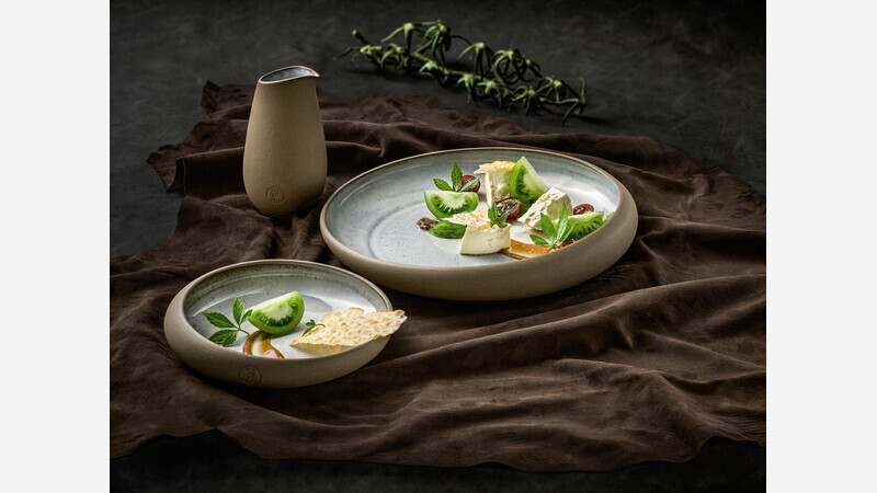 Tallerken Halvdyb Embrace