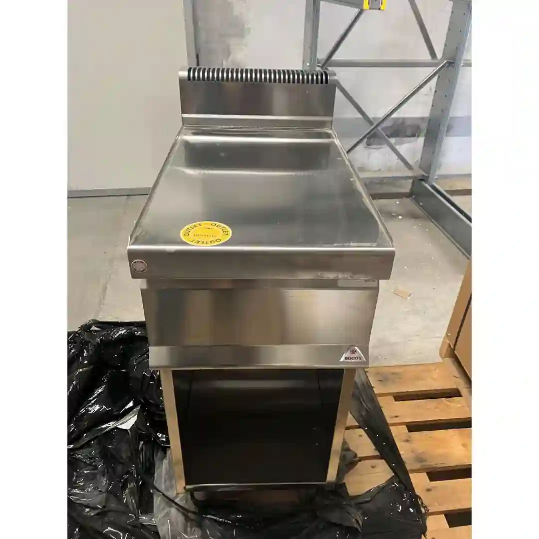 Neutralsektion 1/2 M700